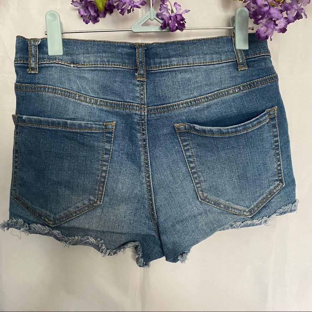 Mudd FLX Stretch Distressed Shorts - Picture 4 of 5